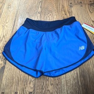 NWT Women’s New Balance mid rise shorts size S